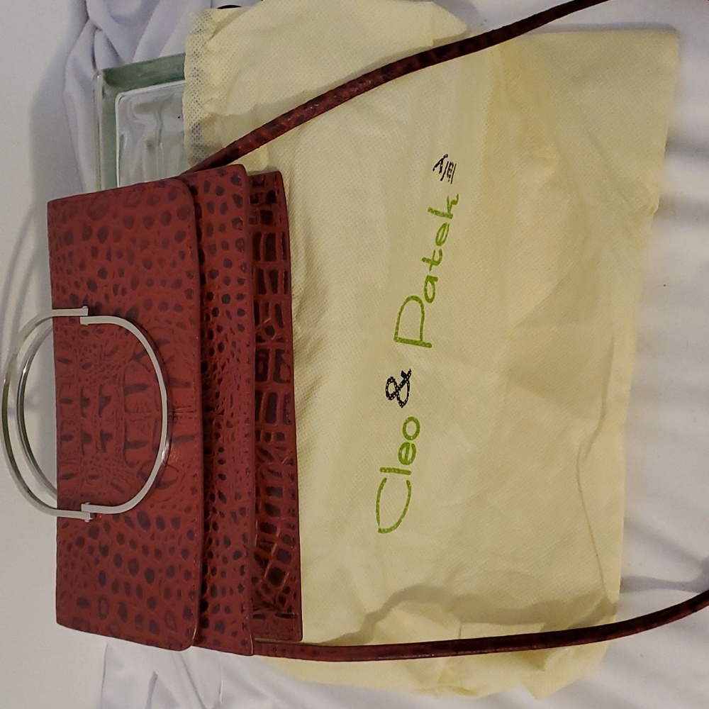 *EUC Cleo & Patek Red Crocodile Embossed Leather Shouler Bag/Clutch